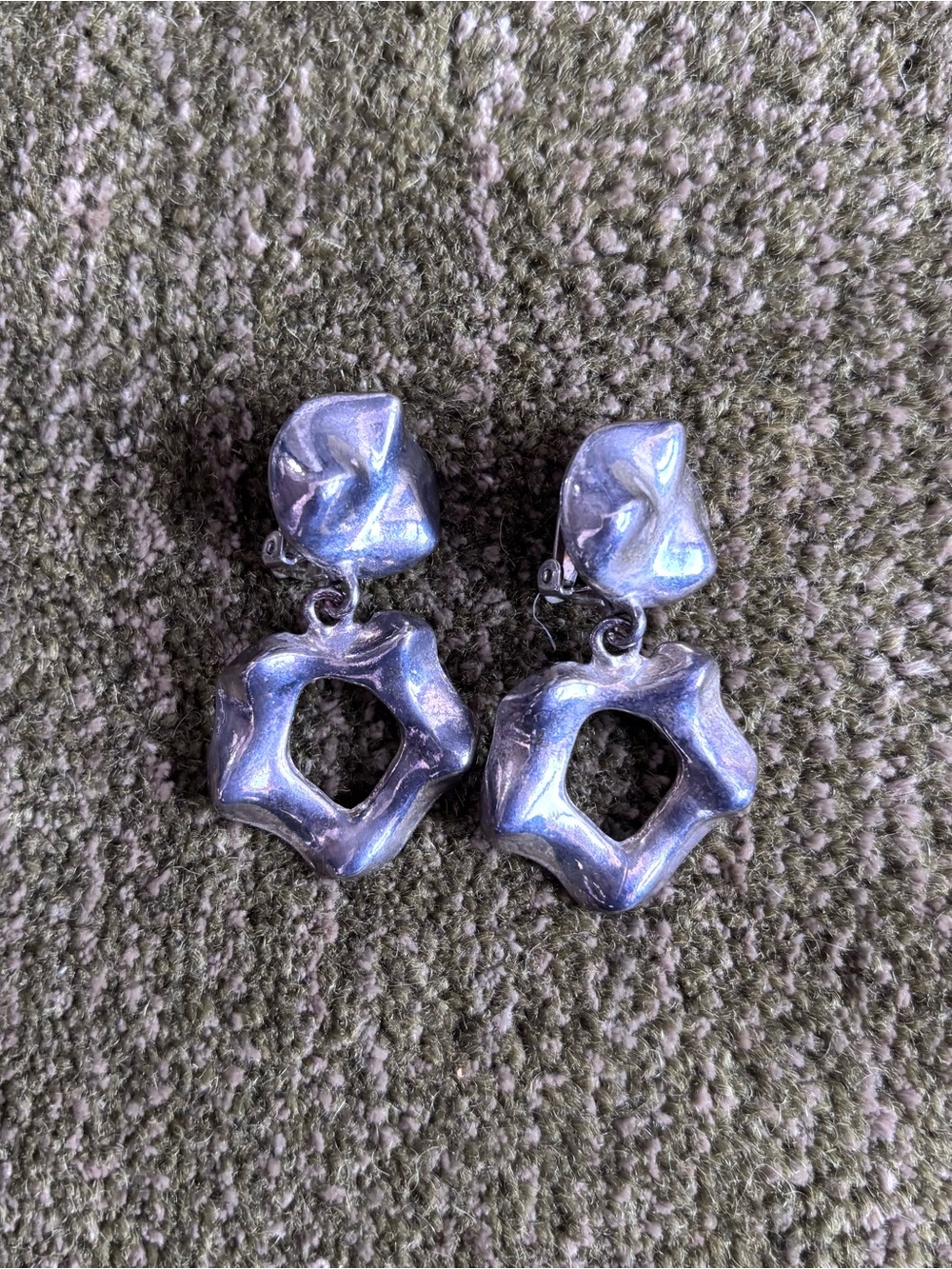 Vintage Silver Sculpted Drop Earrings - Modern Women Jewelry